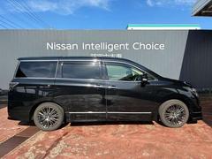 日産の整備士による点検・整備を行っておりますのでご安心してお求めいただけます☆　納車後のメンテナンスもお得なパックをご用意しております。ぜひご活用ください（＾＾）／ 6