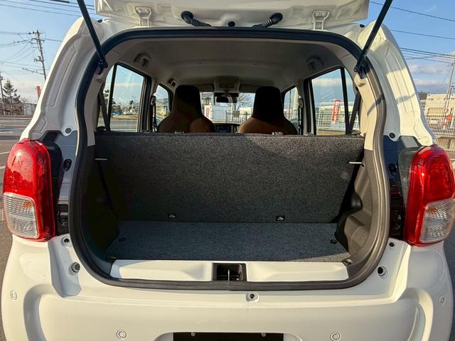 アルト Ｌ　４ＷＤ　７インチ純正ディスプレイオーディオ　Ｂｌｕｅｔｏｏｔｈ　ＵＳＢ　バックカメラ　衝突軽減ブレーキ　アイドリングストップ　コーナーセンサー　シートヒーター　純正１４インチスチールホイール（23枚目）