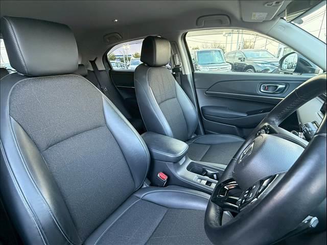 ヴェゼル ハイブリッド　ｅ：ＨＥＶ　Ｚ　純正９インチナビ　ブラインドスポットモニター　ハンズフリーパワーテールゲート　シートヒーター　ステアリングヒーター　パドルシフト　アダプティブクルーズコントロール　ワイパーデアイサー　Ｂモニター（21枚目）