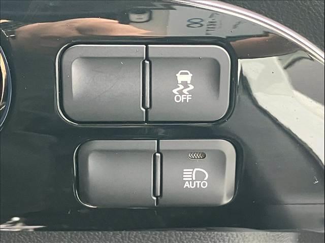 プリウス Sツーリングセレクション 純正9インチナビ(15枚目)