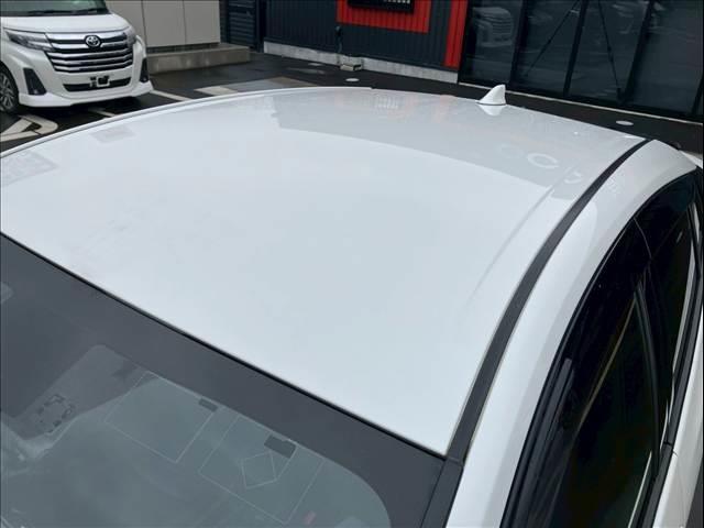 プリウス Sツーリングセレクション 純正9インチナビ(32枚目)