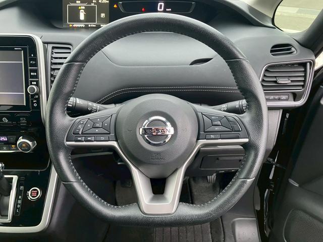 �y�`�b�b�z��葬�x�ł̏��q�͂������A�O���̎ԗ��Ƃ̋��������ɕۂ��Ȃ��玩���ŉ��������s���܂��B�������H���s���ɂ͑�ϊ������@�\�ł��B