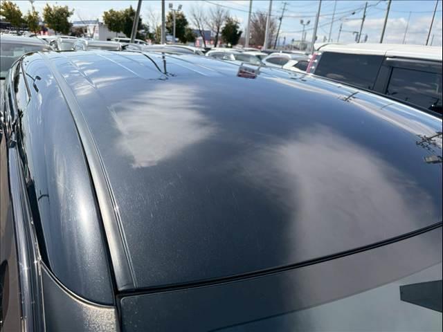 シエンタ G クエロ 純正7インチナビ フルセグTV パノラマミックビューモニター ハーフレザーシート 両側電動スライドドア Bluetooth ETC LEDヘッドライト 純正ホイールキャップ フォグランプ 3列シート(33枚目)