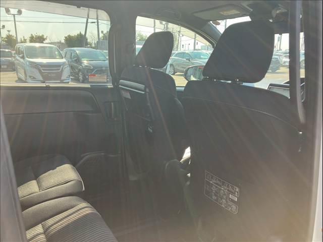 ヴォクシー ハイブリッドZS 1オーナー 純正9インチナビゲーション 衝突軽減ブレーキ 障害物センサー クルーズコントロール シートヒーター バックモニター フリップダウンモニター ETC LEDヘッドライト Bluetooth(25枚目)