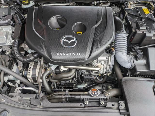 ＭＡＺＤＡ３ファストバック ＸＤバーガンディ　セレクション　赤革シート　両席シートヒーター　シートメモリー　ステアリングヒーター　衝突軽減ブレーキ　障害物センサー　電動パーキングブレーキ　８．８インチナビ　３６０度ビューモニター　レーダークルーズコントロール（44枚目）