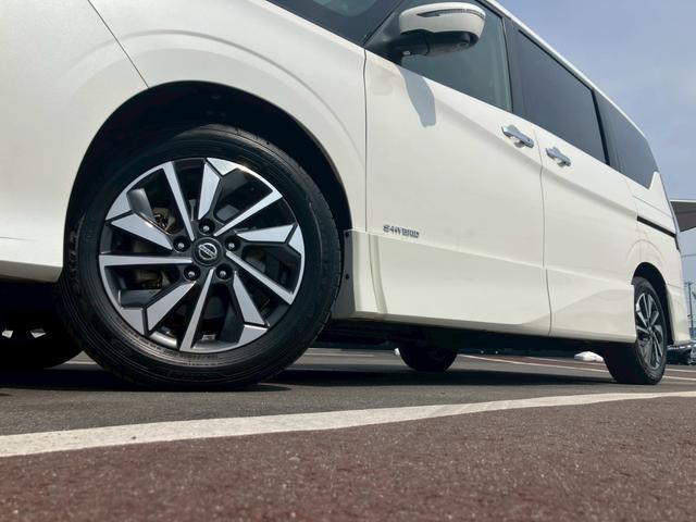 セレナ ハイウェイスターＶ　純正１０インチナビ　フリップダウンモニター　フルセグ　Ｂｌｕｅｔｏｏｔｈ　アラウンドビューモニター　アダプティブクルーズコントロール　衝突軽減ブレーキ　レーンキープ　障害物センサー　両側電動スライド（7枚目）