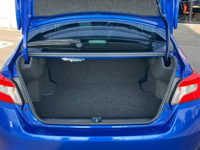 ＷＲＸ Ｓ４ ２．０ＧＴ－Ｓアイサイト　ＳＴＩフルエアロ　Ｄ２ブレーキシステム６ｐｏｄキャリパー　ドリルドローター　大型リアスポイラー　ビルシュタイン製ダンパー　ＲＡＹＳ製１８インチＡＷ　ＳＩ－ドライブ　アルカンターラシート　パワーシート（32枚目）