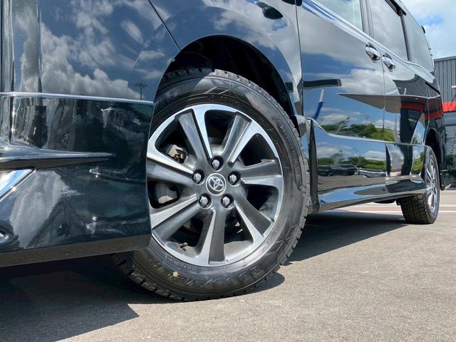 ヴォクシー ＺＳ　煌ＩＩ　４ＷＤ　モデリスタエアロ　１０インチナビ　１０．２インチフリップダウンモニター　ＴＶ　ＢＴ　バックモニター　両側電動スライドドア　クルーズコントロール　ＬＥＤライト　オートハイビーム　ドラレコ　ＥＴＣ（7枚目）