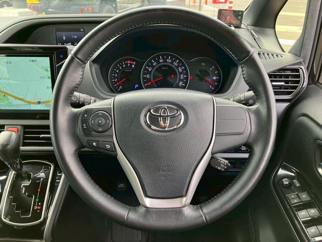 ヴォクシー ＺＳ　煌ＩＩ　４ＷＤ　モデリスタエアロ　１０インチナビ　１０．２インチフリップダウンモニター　ＴＶ　ＢＴ　バックモニター　両側電動スライドドア　クルーズコントロール　ＬＥＤライト　オートハイビーム　ドラレコ　ＥＴＣ（9枚目）
