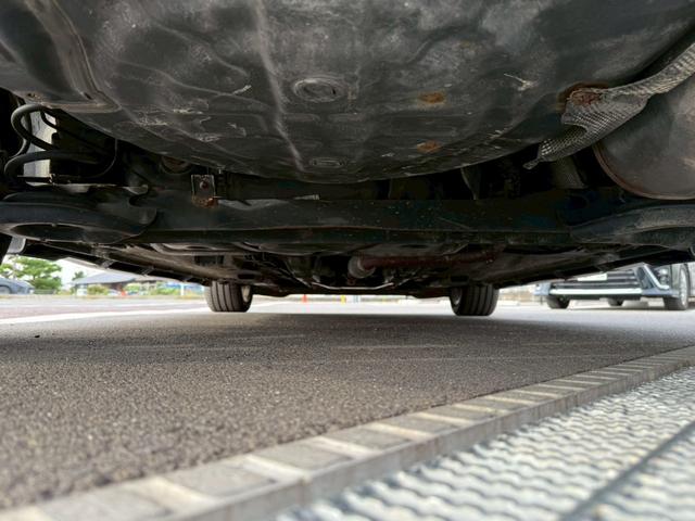 ノート ｅ－パワーニスモ　純正ナビゲーション　アラウンドビューモニター　ＬＥＤヘッドライト　純正ＡＷ　インテリジェントエマージェンシーブレーキ　車線逸脱警告　インテリジェントキー　シャークアンテナ　ＥＴＣ　Ｂｔ　ＤＶＤ　ＣＤ（28枚目）