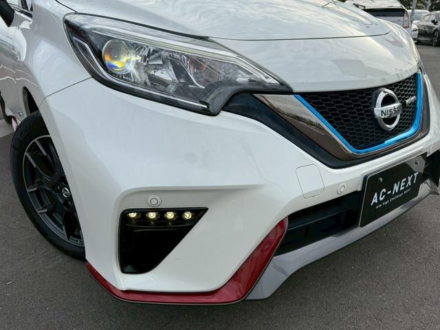 ノート ｅ－パワーニスモ　純正ナビゲーション　アラウンドビューモニター　ＬＥＤヘッドライト　純正ＡＷ　インテリジェントエマージェンシーブレーキ　車線逸脱警告　インテリジェントキー　シャークアンテナ　ＥＴＣ　Ｂｔ　ＤＶＤ　ＣＤ（32枚目）