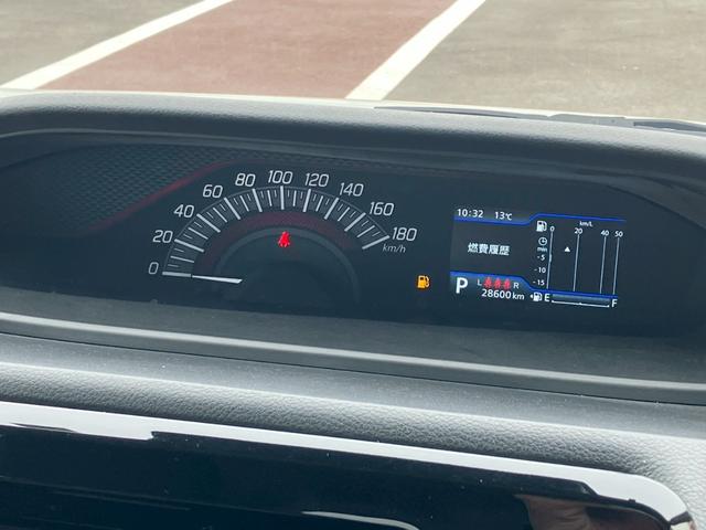 デリカＤ：２ カスタムハイブリッドＭＶ　全方位カメラパッケージ　４ＷＤ　１０インチナビ　全周囲カメラ　フルセグ　ＢＴ　ＵＳＢ　ＣＤ　ＤＶＤ　ＨＤＭＩ　ＡＣＣ　衝突軽減　レーンキープ　コーナーセンサー　アイドリングストップ　シートヒーター　両側電動スライドドア（8枚目）