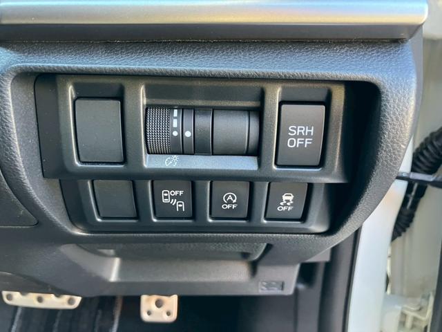 インプレッサスポーツ １．６ｉ－Ｓアイサイト　純正ナビ　アイサイト　サイドカメラ　フォグ　オートクルーズコントロール　バックカメラ　フルセグＴＶ　ＣＤ　Ｂｌｕｅｔｏｏｔｈ　パワーシート　オートライト　パドルシフト　レーンキープ　横滑り防止（14枚目）