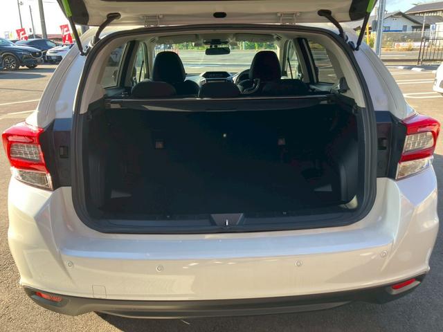 インプレッサスポーツ １．６ｉ－Ｓアイサイト　純正ナビ　アイサイト　サイドカメラ　フォグ　オートクルーズコントロール　バックカメラ　フルセグＴＶ　ＣＤ　Ｂｌｕｅｔｏｏｔｈ　パワーシート　オートライト　パドルシフト　レーンキープ　横滑り防止（23枚目）