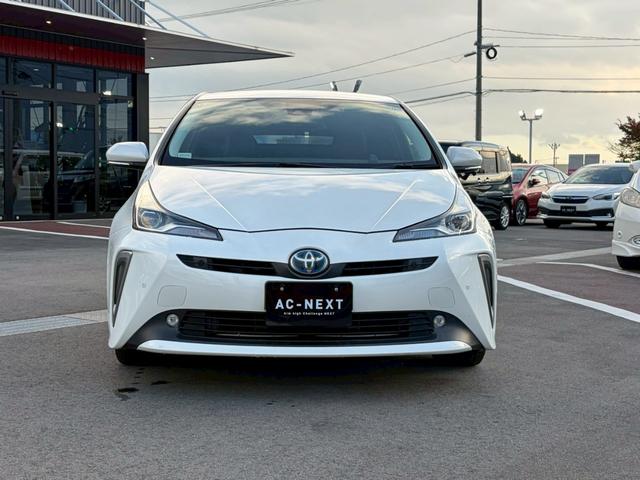 プリウス Aツーリングセレクション 純正ナビ フルセグTV Bluetooth 純正アルミ シートヒーター 運転席パワーシート シートカバー トヨタセーフティセンサー エマージェンシーブレーキ 障害物センサー ビルドインETC2.0(4枚目)