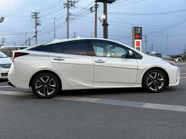 プリウス Aツーリングセレクション 純正ナビ フルセグTV Bluetooth 純正アルミ シートヒーター 運転席パワーシート シートカバー トヨタセーフティセンサー エマージェンシーブレーキ 障害物センサー ビルドインETC2.0(18枚目)