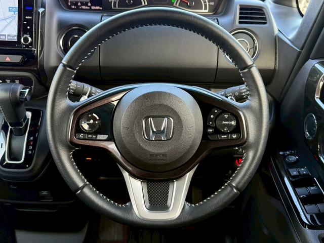 N-BOXカスタム G・Lターボホンダセンシング 純正8インチナビ シートヒーター 両側電動スライドドア バックモニター ACC Bluethooth DVD USB ドライブレコーダー ETC LEDヘッドライト フォグランプ レーンキープアシスト(9枚目)