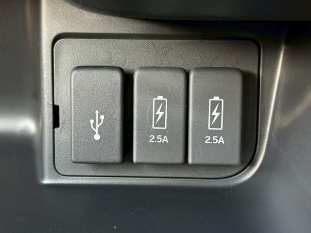 N-BOXカスタム G・Lターボホンダセンシング 純正8インチナビ シートヒーター 両側電動スライドドア バックモニター ACC Bluethooth DVD USB ドライブレコーダー ETC LEDヘッドライト フォグランプ レーンキープアシスト(16枚目)