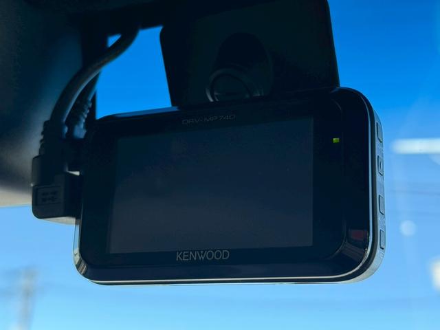 N-BOXカスタム G・Lターボホンダセンシング 純正8インチナビ シートヒーター 両側電動スライドドア バックモニター ACC Bluethooth DVD USB ドライブレコーダー ETC LEDヘッドライト フォグランプ レーンキープアシスト(18枚目)