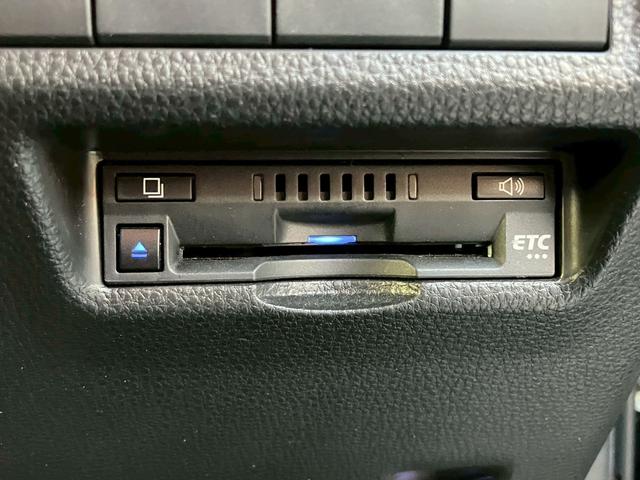 ＲＡＶ４ 　純正ＤＰ　ＡＣＣ　ドラレコ　バックカメラ　ＥＴＣ　フォグランプ　ステリングヒーター　シートヒーター　シートクーラー　ルーフレール　ＢＳＭ　合皮シート　パワーシート　スマートキー　キーレス　電格ミラー（19枚目）