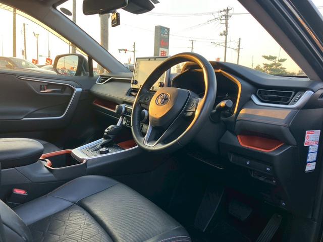 ＲＡＶ４ 　純正ＤＰ　ＡＣＣ　ドラレコ　バックカメラ　ＥＴＣ　フォグランプ　ステリングヒーター　シートヒーター　シートクーラー　ルーフレール　ＢＳＭ　合皮シート　パワーシート　スマートキー　キーレス　電格ミラー（23枚目）