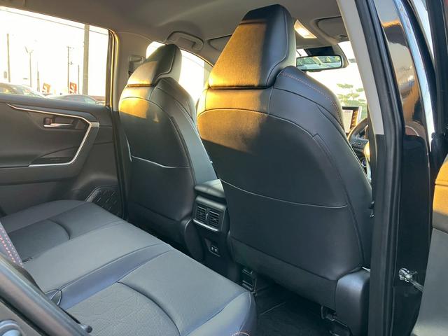 ＲＡＶ４ 　純正ＤＰ　ＡＣＣ　ドラレコ　バックカメラ　ＥＴＣ　フォグランプ　ステリングヒーター　シートヒーター　シートクーラー　ルーフレール　ＢＳＭ　合皮シート　パワーシート　スマートキー　キーレス　電格ミラー（25枚目）