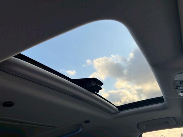 アルファード 2.5S Cパッケージ ツインムーンルーフ 純正ディスプレイオーディオ ナビ フルセグ Bluetooth 純正アルミ パワーバックドア シートベンチレーション デジタルインナーミラー ETC2.0 3眼LEDヘッドランプ(17枚目)