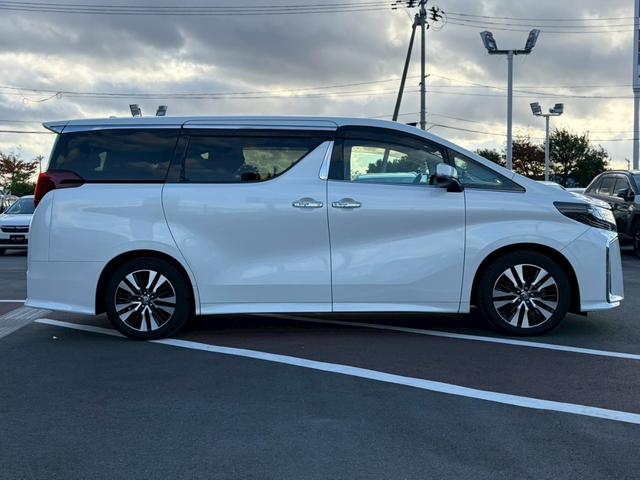 アルファード 2.5S Cパッケージ ツインムーンルーフ 純正ディスプレイオーディオ ナビ フルセグ Bluetooth 純正アルミ パワーバックドア シートベンチレーション デジタルインナーミラー ETC2.0 3眼LEDヘッドランプ(21枚目)