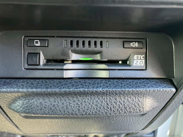 ノア Si 純正9インチナビ 12.1インチフリップダウンモニター 純正アルミ Bluetooth フルセグTV バックカメラ ドライブレコーダー ETC2.0 クルーズコントロール プリクラッシュセーフティー(18枚目)