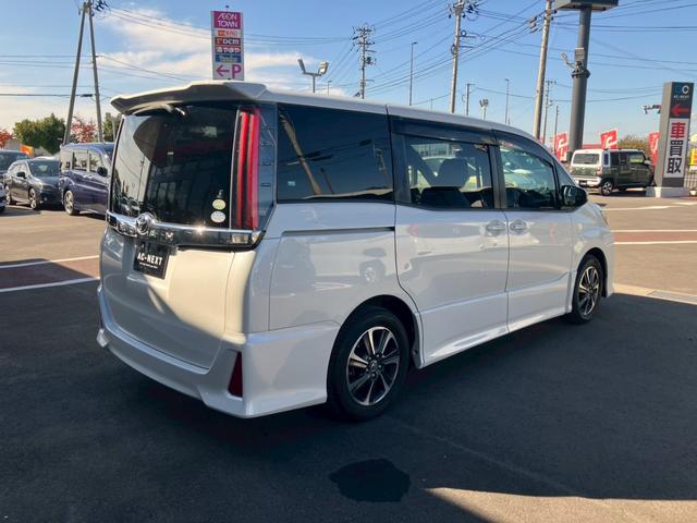 ノア Si 純正9インチナビ 12.1インチフリップダウンモニター 純正アルミ Bluetooth フルセグTV バックカメラ ドライブレコーダー ETC2.0 クルーズコントロール プリクラッシュセーフティー(21枚目)