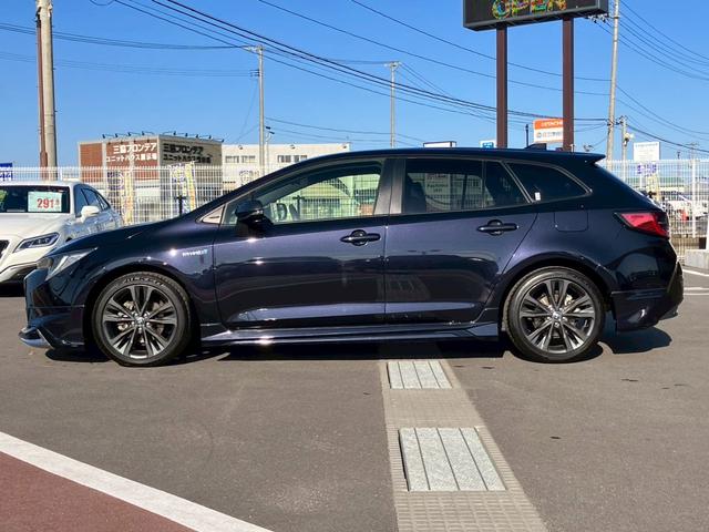 カローラツーリング ハイブリッド　ダブルバイビー　モデリスタエアロ　純正８インチナビ　フルセグ　バックカメラ　衝突軽減ブレーキ　レーンキープ　ブラインドスポットモニター　ハーフレザーシート　クリアランスソナー　オートハイビーム　ステアリングリモコン（5枚目）