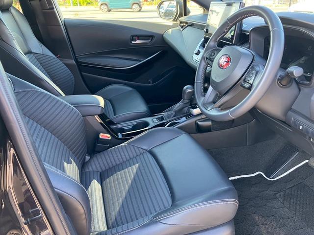 カローラツーリング ハイブリッド　ダブルバイビー　モデリスタエアロ　純正８インチナビ　フルセグ　バックカメラ　衝突軽減ブレーキ　レーンキープ　ブラインドスポットモニター　ハーフレザーシート　クリアランスソナー　オートハイビーム　ステアリングリモコン（22枚目）