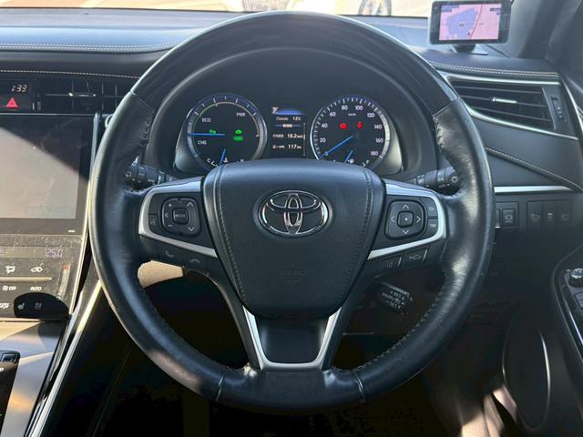 【ＡＣＣ】一定速度での巡航はもちろん、前方の車両との距離を一定に保ちながら自動で加減速を行います。高速道路走行時には大変嬉しい機能です。