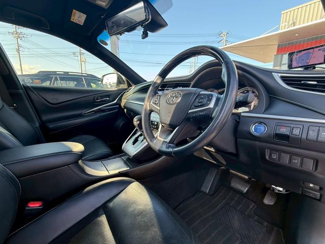 【本革シート】高級感溢れる革シート！高級感だけではなく埃や汚れにも強い！！使用頻度が多い箇所だからこそ拘りたい部分ですね！