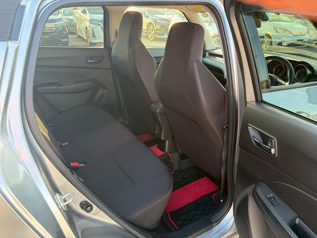 スイフトスポーツ ベースグレード　純正８インチナビ　全方位カメラ　純正アルミ　運転席シートヒーター　フルセグＴＶ　Ｂｌｕｅｔｏｏｔｈ　ＣＤ　プッシュスタート　パドルシフト　ＡＣＣ　ＥＴＣ　ドライブレコーダー　ブラインドスポットモニター（23枚目）