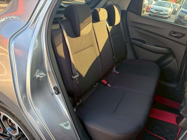 スイフトスポーツ ベースグレード　純正８インチナビ　全方位カメラ　純正アルミ　運転席シートヒーター　フルセグＴＶ　Ｂｌｕｅｔｏｏｔｈ　ＣＤ　プッシュスタート　パドルシフト　ＡＣＣ　ＥＴＣ　ドライブレコーダー　ブラインドスポットモニター（24枚目）