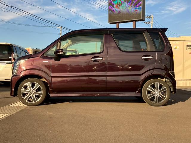 ワゴンＲスティングレー ハイブリッドＴ　７インチナビ　クルコン　パドルシフト　ＭＴモード　ＬＥＤヘッドライト　フォグランプ　オートライト　電動格納ミラー　レーンキープ　ビルトインＥＴＣ　バックカメラ　横滑り防止　衝突軽減ブレーキ（5枚目）