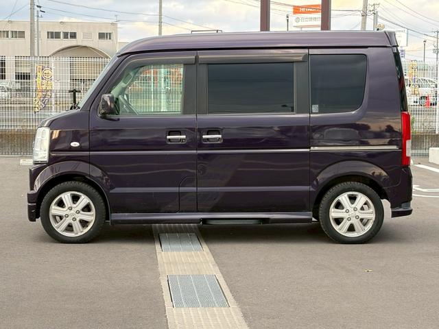 エブリイワゴン ＰＺターボスペシャル　助手席側電動オートステップ　純正アルミ　両側電動スライドドア　７インチ社外ナビ　フルセグＴＶ　Ｂｌｕｅｔｏｏｔｈ　運転席シートヒーター　ＨＩＤヘッドアンプ　フロントフォグランプ　フルタイム４ＷＤ（5枚目）