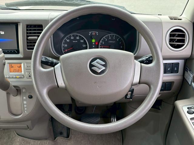 エブリイワゴン ＰＺターボスペシャル　助手席側電動オートステップ　純正アルミ　両側電動スライドドア　７インチ社外ナビ　フルセグＴＶ　Ｂｌｕｅｔｏｏｔｈ　運転席シートヒーター　ＨＩＤヘッドアンプ　フロントフォグランプ　フルタイム４ＷＤ（9枚目）