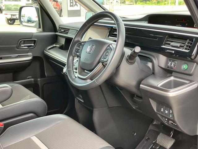 ステップワゴンスパーダ スパーダハイブリッド　Ｇ・ＥＸ　ホンダセンシング　純正９インチナビ　フルセグ　バックカメラ　ホンダセンシング　ハーフレザーシート　シートヒーター　ステアリングリモコン　クルーズコントロール　衝突軽減ブレーキ　レーンキープ　両側電動スライドドア　ＥＴＣ（25枚目）