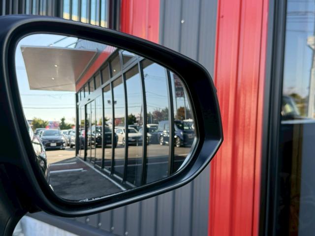 ハリアーハイブリッド Z レザーパッケージ 12.3インチナビ TV パノラマ調光ルーフ フルモデリスタエアロ プレミアムJBLサウンド デジタルインナーミラー アラウンドビューモニター シートベンチレーション ワイアレス充電 BSM ETC(30枚目)