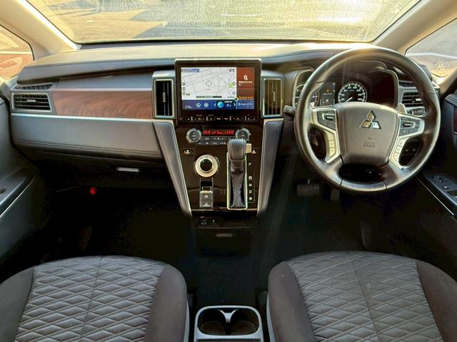 【整備工場完備】ご安心してお乗り頂くため環境を整えております。お車の定期メンテナンスの他、車検やタイヤ交換などもお任せください！