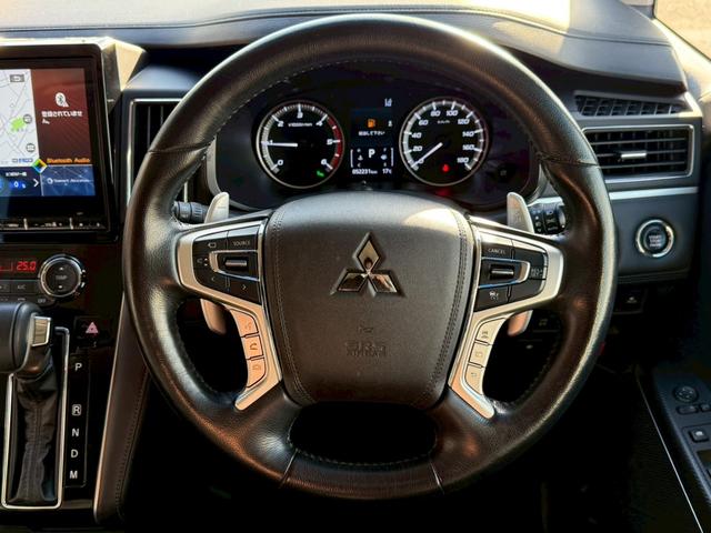 【ＡＣＣ】一定速度での巡航はもちろん、前方の車両との距離を一定に保ちながら自動で加減速を行います。高速道路走行時には大変嬉しい機能です。