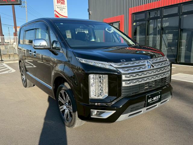 働いているスタッフは、中古車販売に携わってきたスタッフばかりなので車の知識やアドバイスはお任せください。「買ってよかった」「乗って楽しい」と思える一台のご提供をお約束します！