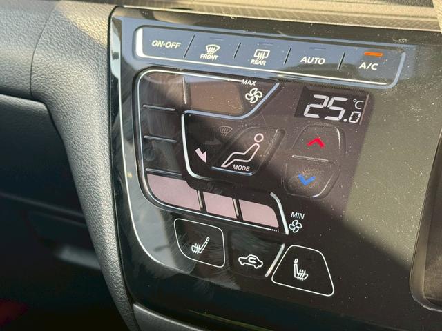 eKクロス T 純正9インチナビ シートヒーター 車線逸脱防止支援機能 衝突軽減ブレーキシステム オートマチックハイビーム バックモニター ステアリングリモコン LEDヘッドライト USBポート CD DVD TV(12枚目)