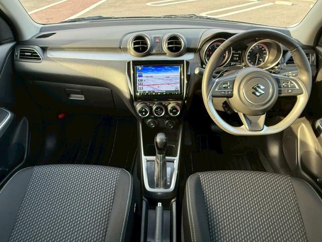 スイフト RS 純正8インチナビ フルセグ 全方位カメラ クルーズコントロール レーンキープアシスト 衝突軽減 パドルシフト ETC 運転席シートヒーター ステリモ スマートキー MTモード 純正16インチAW(2枚目)