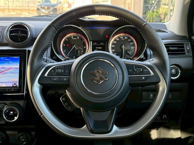 スイフト RS 純正8インチナビ フルセグ 全方位カメラ クルーズコントロール レーンキープアシスト 衝突軽減 パドルシフト ETC 運転席シートヒーター ステリモ スマートキー MTモード 純正16インチAW(9枚目)