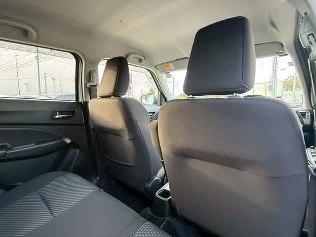 スイフト RS 純正8インチナビ フルセグ 全方位カメラ クルーズコントロール レーンキープアシスト 衝突軽減 パドルシフト ETC 運転席シートヒーター ステリモ スマートキー MTモード 純正16インチAW(25枚目)