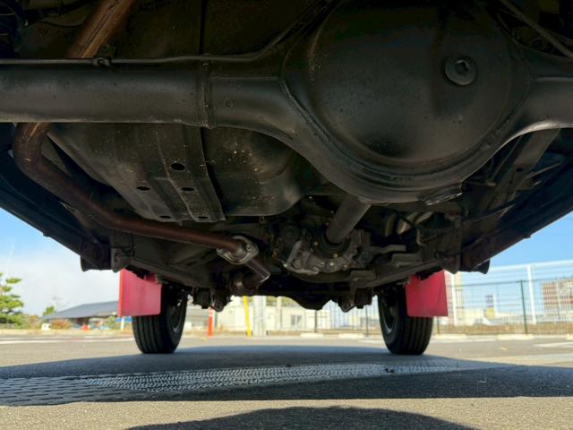 ジムニー ランドベンチャー 7インチナビ フルセグテレビ CD DVD シートヒーター パートタイム4WD ハーフレザーシート フォグランプ ドライブレコーダー Bluethooth 純正マッドガード 純正16インチAW ETC(25枚目)