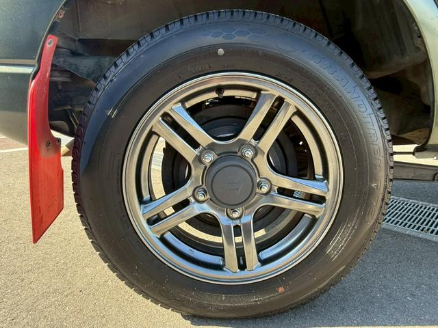 ジムニー ランドベンチャー 7インチナビ フルセグテレビ CD DVD シートヒーター パートタイム4WD ハーフレザーシート フォグランプ ドライブレコーダー Bluethooth 純正マッドガード 純正16インチAW ETC(26枚目)